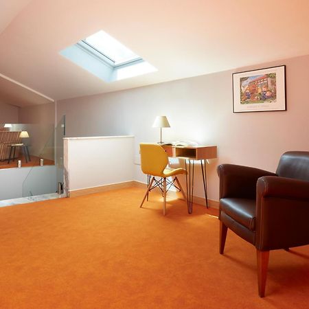 Hotel Arias Aeropuerto Santiago Del Monte Extérieur photo
